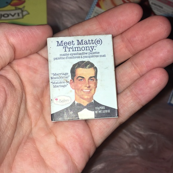 Makeup - Picture 7 of 8